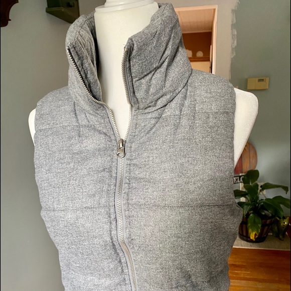 Old Navy Winter Vest - Picture 3 of 9